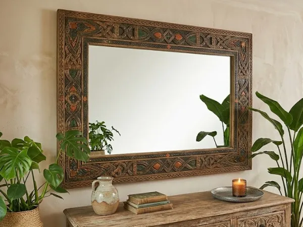 מראה דקורטיבית